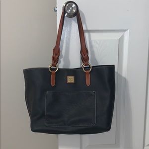 Dooney & Bourke Purse